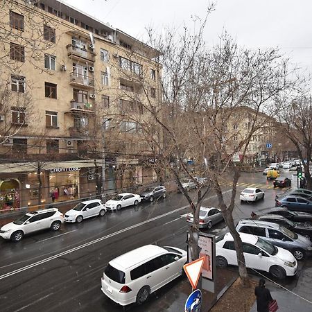 19Tumanyan Excellent Apartment In The Centre Of Capital Yerevan Luaran gambar