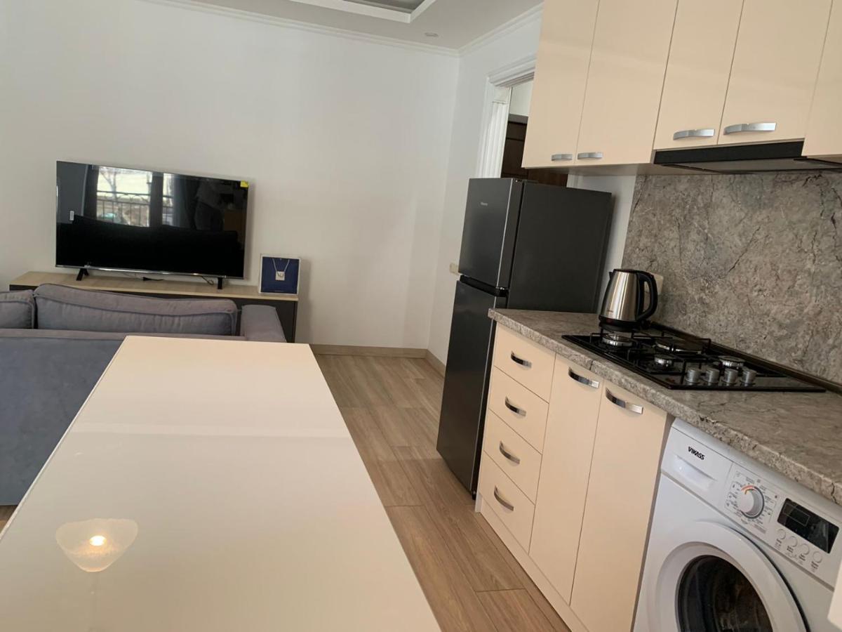 19Tumanyan Excellent Apartment In The Centre Of Capital Yerevan Luaran gambar